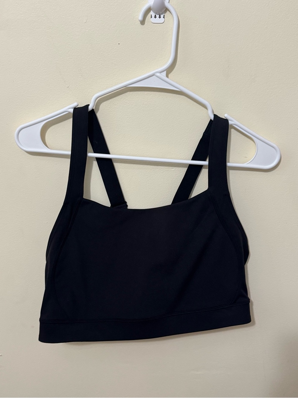Old Navy Black Crop Sports Bralette